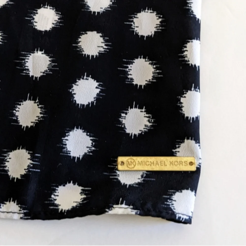 Michael Kors Blouse Shell Navy Blue White Polk-a-dot Tank Pleated Sleeve…